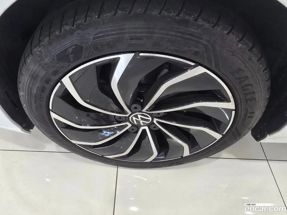 Volkswagen Golf 2.0 TDI 2023 — миниатюра 2