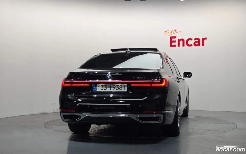 BMW 7 Series 740Li xDrive 2022 — thumbnail 4