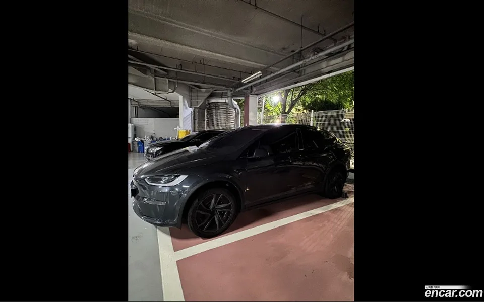 Tesla Model X AWD 2026 — thumbnail 3