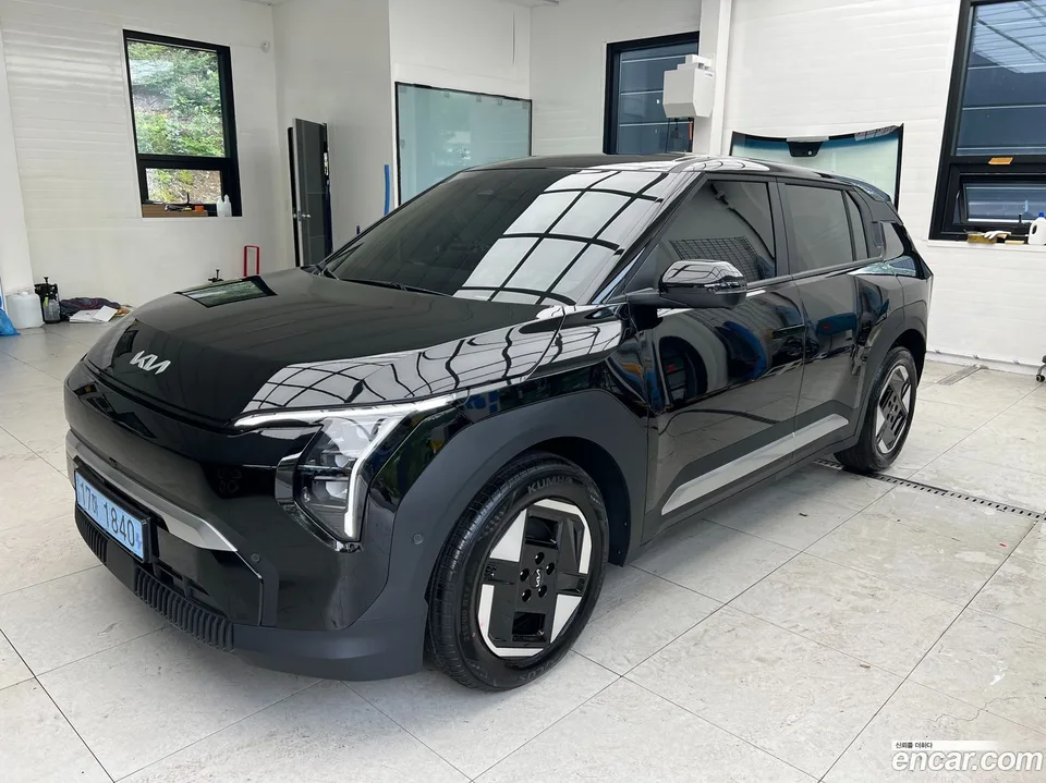 Kia EV3 2WD 2026 — photo 1, buy with delivery to Moscow