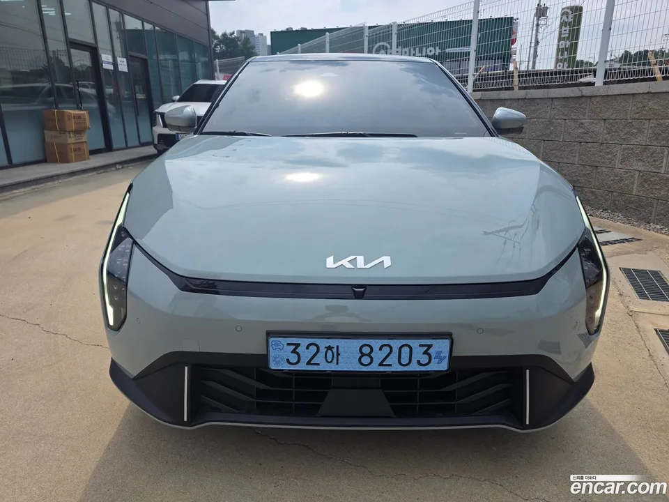 Kia EV4 2WD 2026 — thumbnail 3