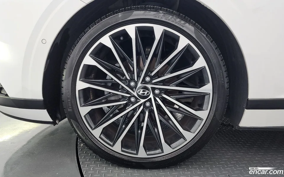 Hyundai Grandeur Hybrid 2024 — thumbnail 5
