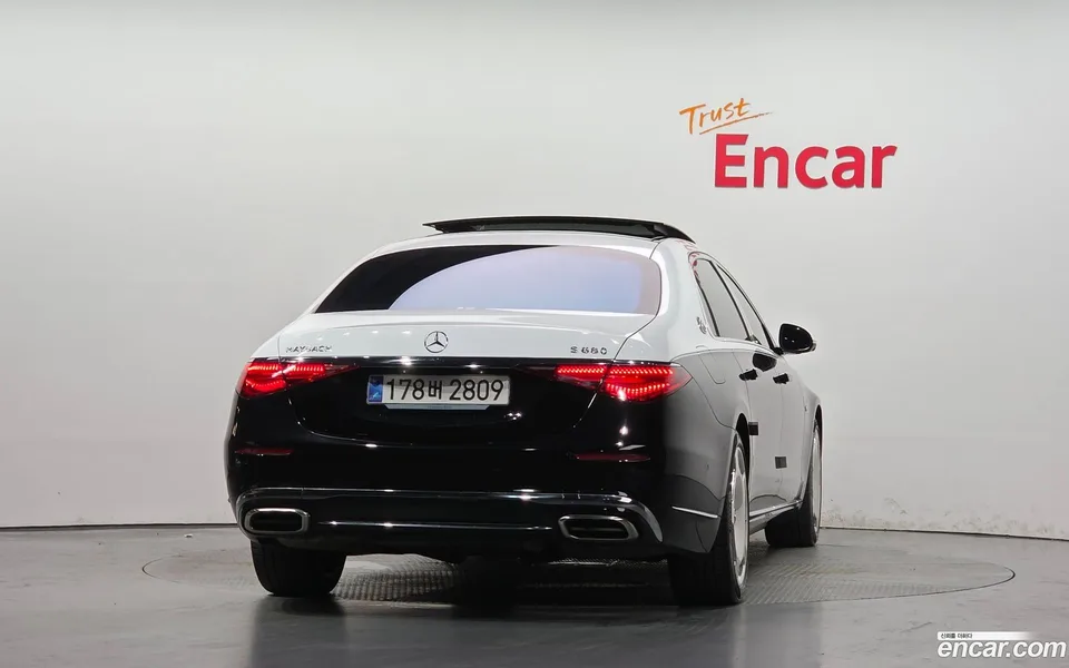 Mercedes-Benz S-Class S580 4MATIC 2024 — thumbnail 4