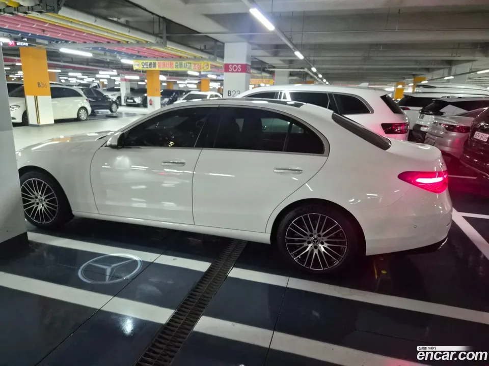 Mercedes-Benz C-Class C200 2026 — thumbnail 3