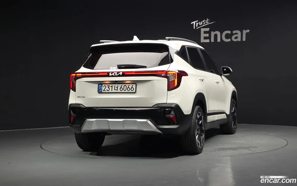 Kia Seltos 1.6 2WD 2024 — thumbnail 4