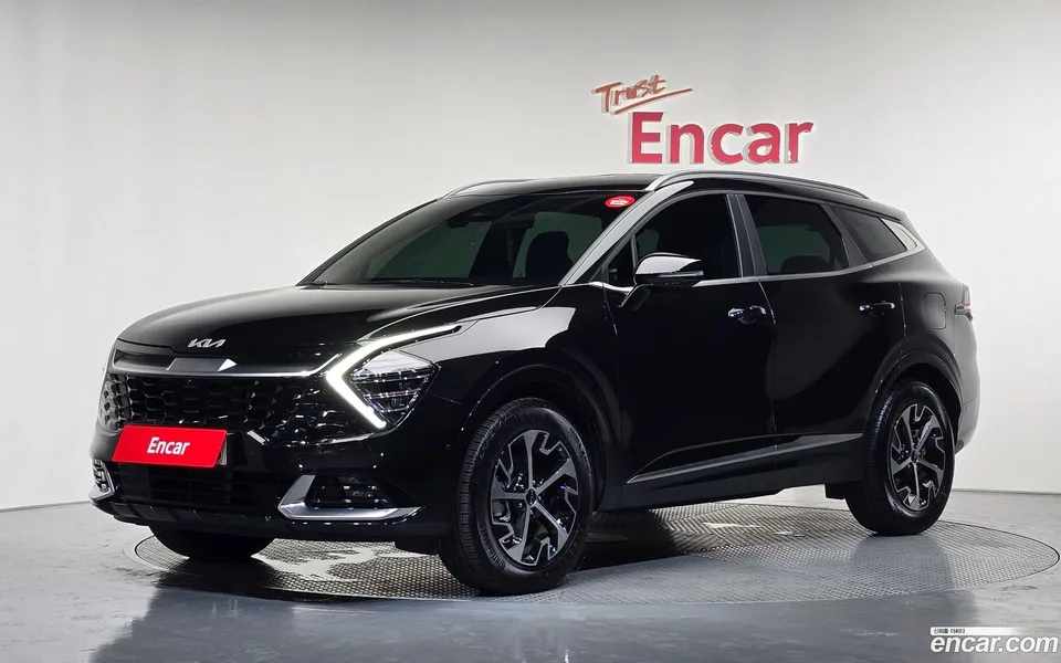 Kia Sportage Hybrid 2WD 2024 — photo 1, buy with delivery to Moscow