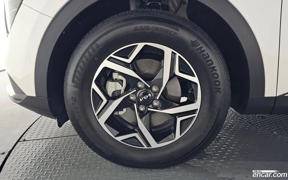 Kia Sportage 1.6 2WD 2022 — thumbnail 2