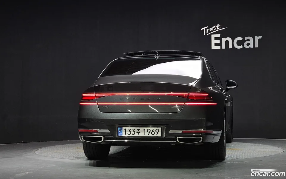 Genesis G90 3.5 AWD 2023 — thumbnail 4