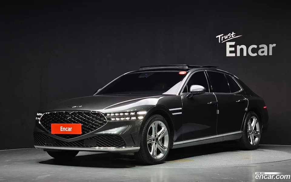 Genesis G90 3.5 AWD 2023 — photo 1, buy with delivery to Moscow