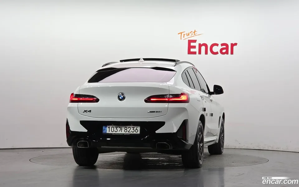 BMW X4 xDrive20i M 2022 — thumbnail 4