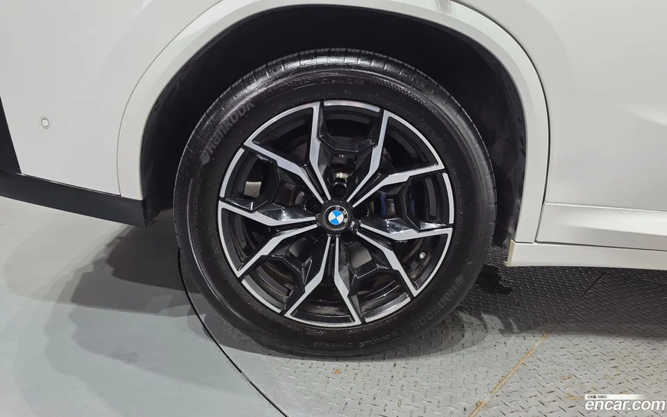 BMW X4 xDrive20i M 2022 — thumbnail 5