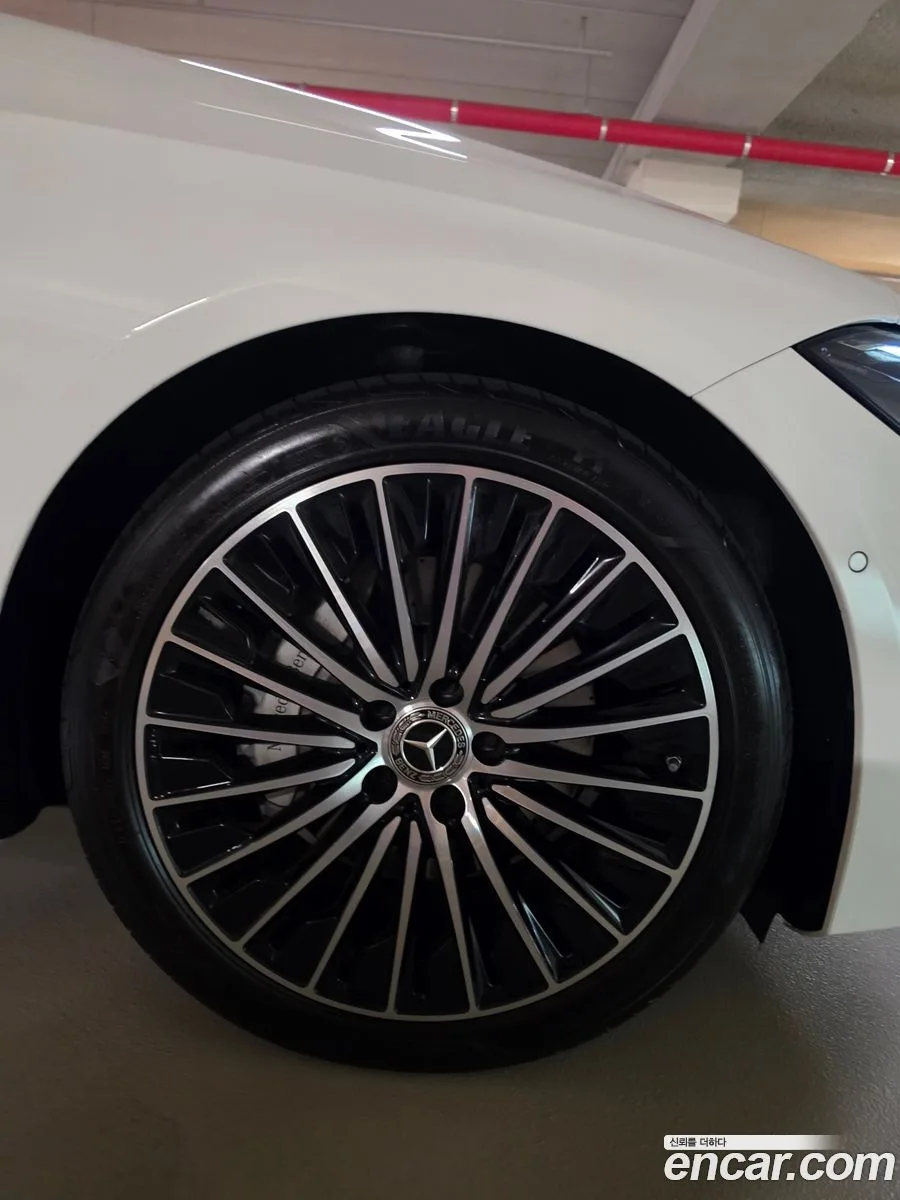 Mercedes-Benz CLE-Class CLE200 2024 — thumbnail 2