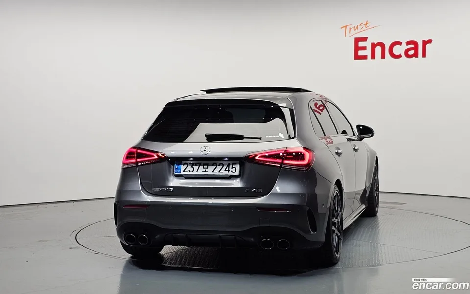 Mercedes-Benz A-Class AMG A45 4MATIC+ 2023 — thumbnail 4