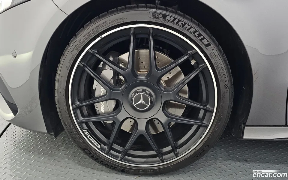 Mercedes-Benz A-Class AMG A45 4MATIC+ 2023 — thumbnail 5