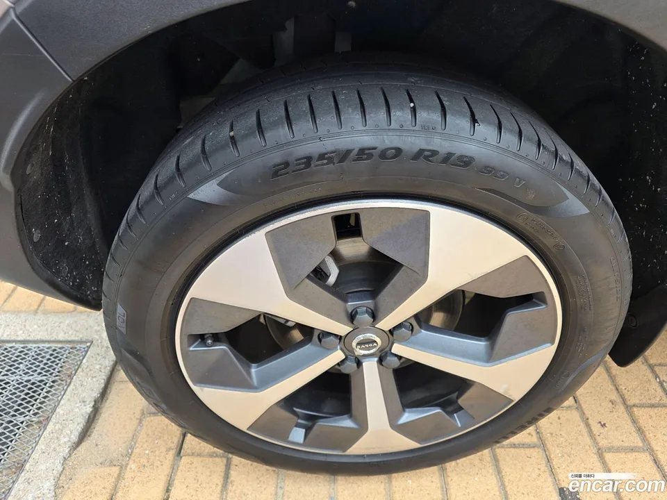 Volvo XC40 B4 2022 — thumbnail 4