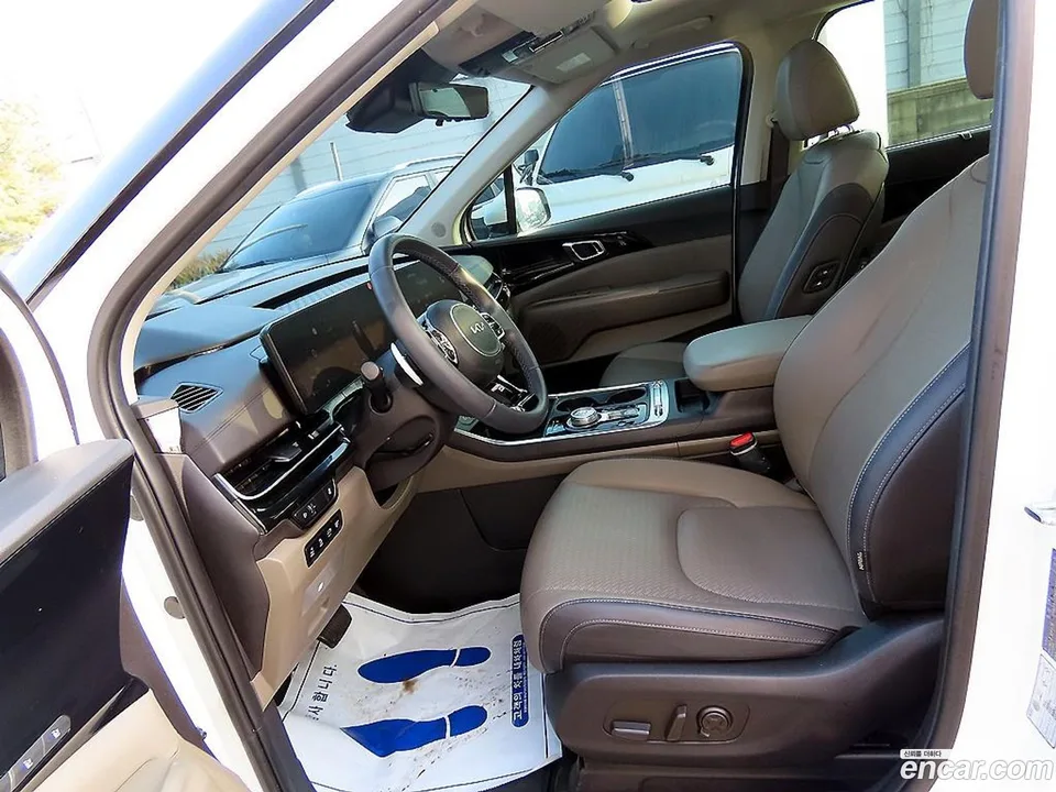 Kia Carnival 9 2024 — thumbnail 2