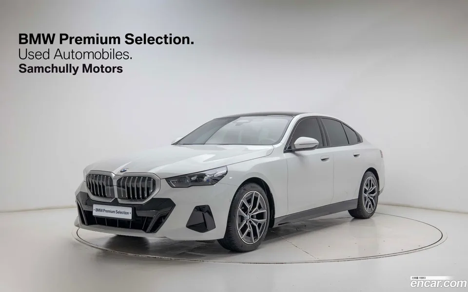 BMW 5 Series 2025