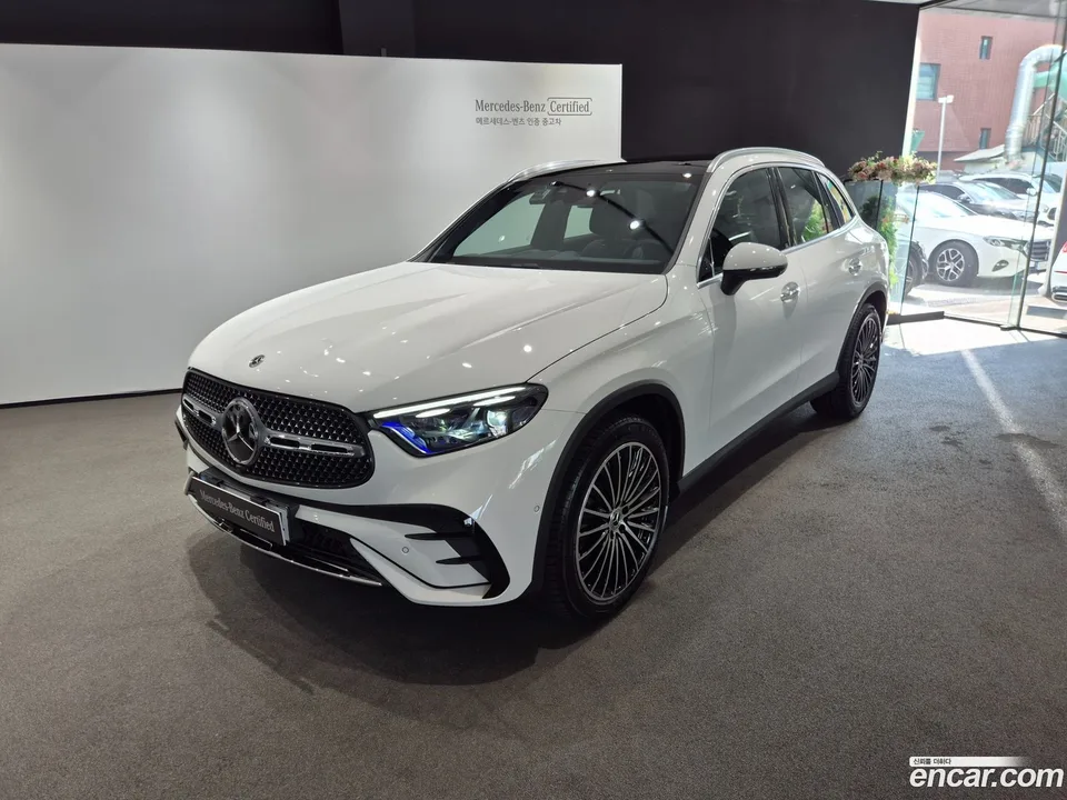 Mercedes-Benz GLC-Class GLC300 4MATIC AMG Line 2026 — photo 1, buy with delivery to Moscow