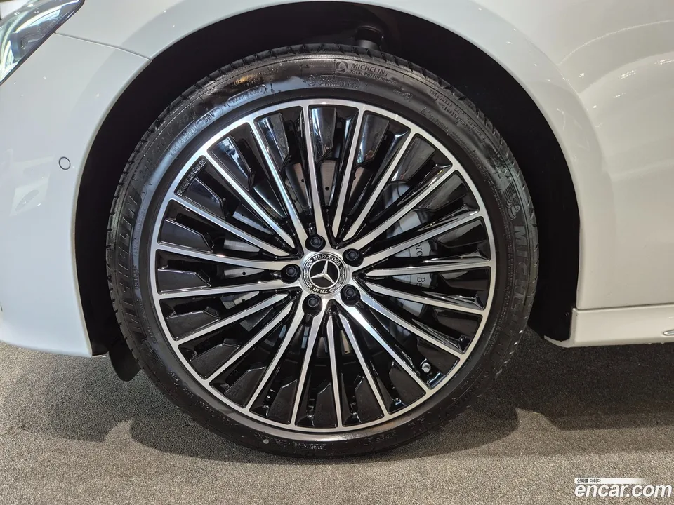 Mercedes-Benz E-Class E450 4MATIC 2026 — thumbnail 2