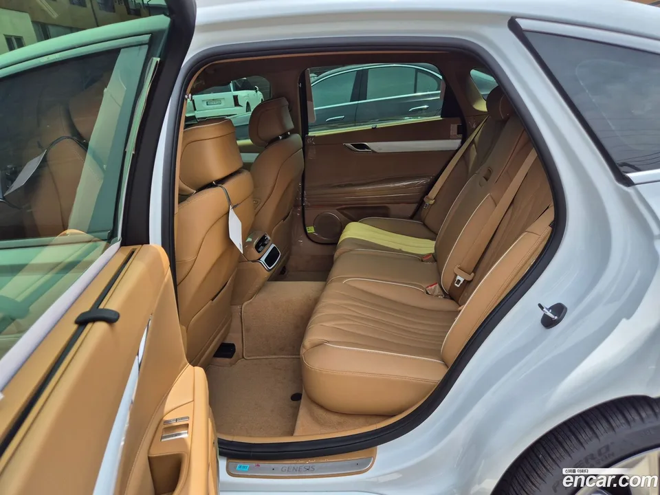 Genesis G80 2.5 AWD 2026 — thumbnail 5