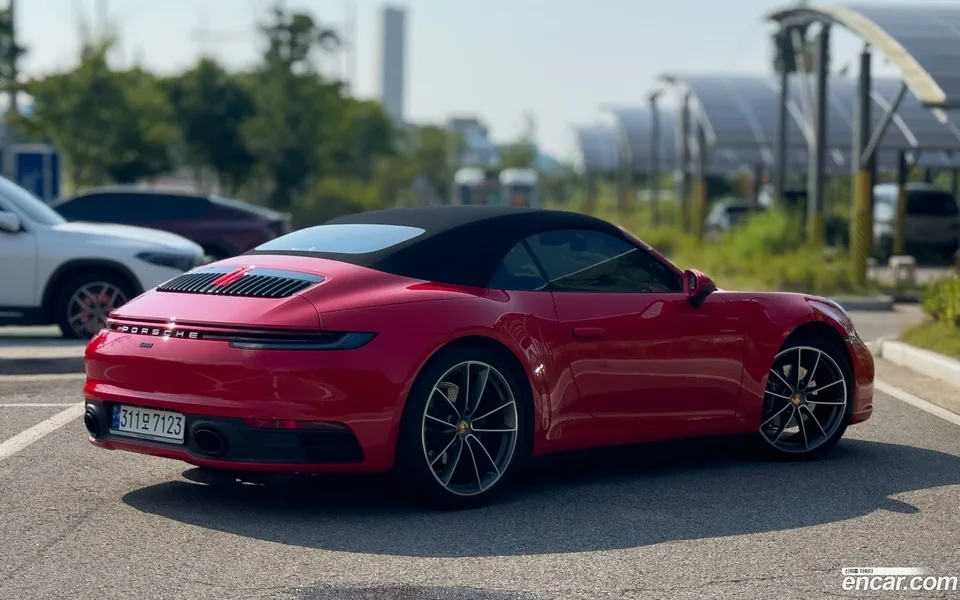 Porsche 911 (992) 2023 — thumbnail 4