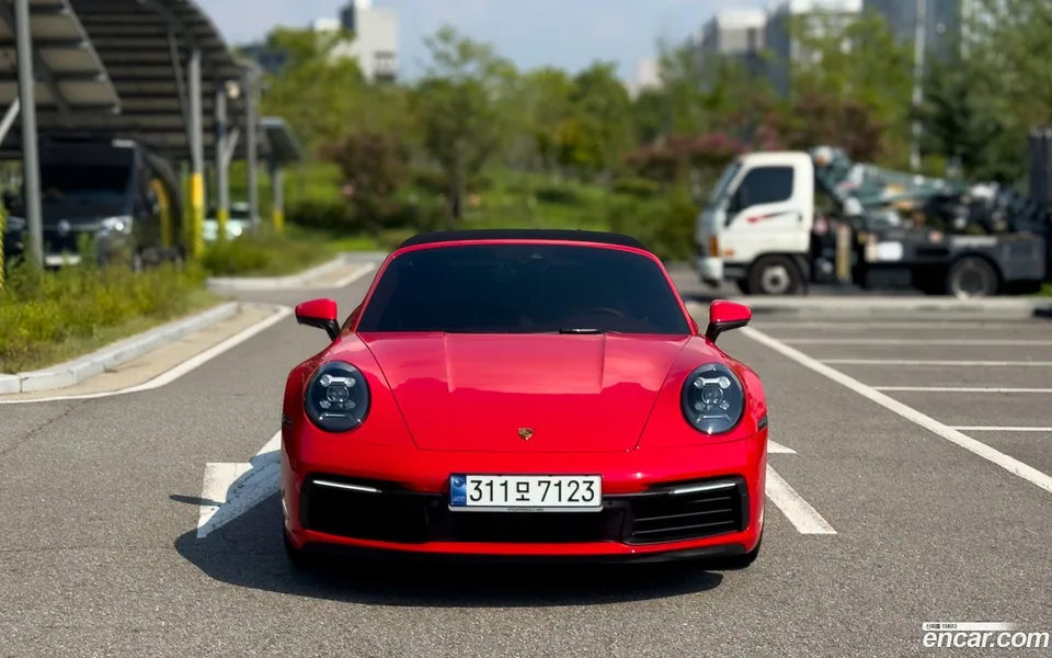 Porsche 911 (992) 2023 — photo 1, buy with delivery to Moscow