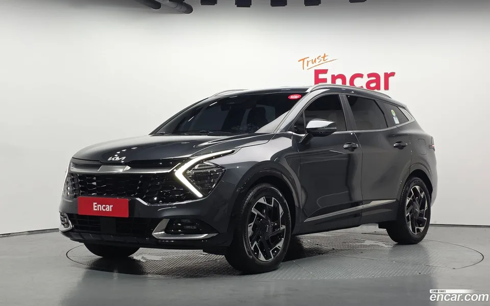 Kia Sportage 1.6 2WD 2022 — photo 1, buy with delivery to Moscow