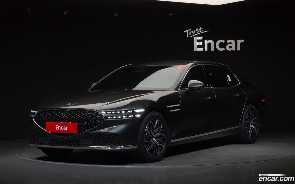Genesis G90 3.5 2WD 2022 — photo 1, buy with delivery to Moscow