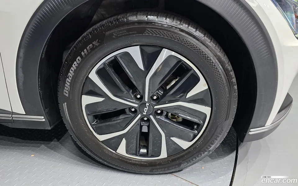 Kia EV6 2022 — thumbnail 2