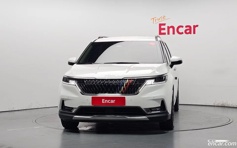 Kia Carnival 9 2022 — thumbnail 3