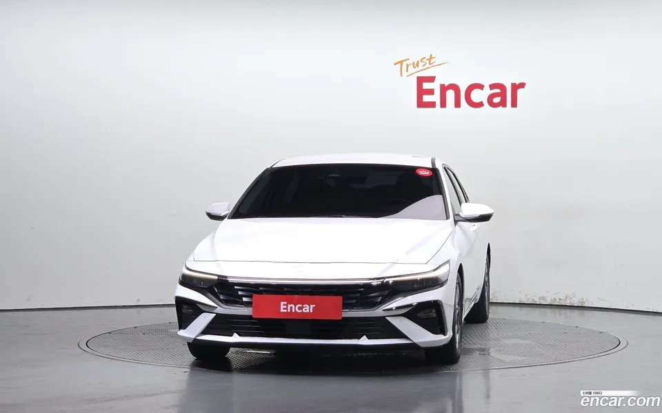 Hyundai Avante CN7 1.6 2023 — thumbnail 3