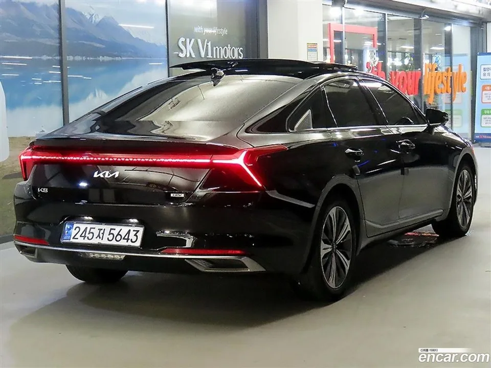 Kia K8 Hybrid 2023 — thumbnail 2