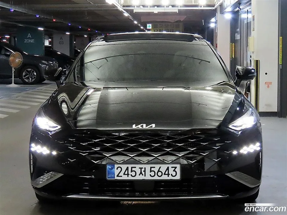 Kia K8 Hybrid 2023 — photo 1, buy with delivery to Moscow