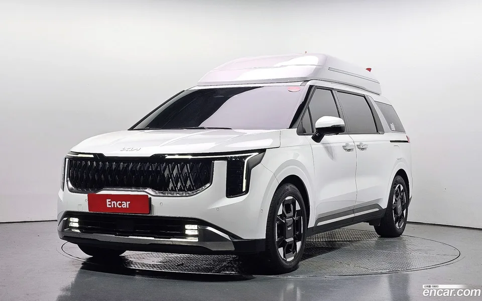 Kia Carnival 9 2024 — photo 1, buy with delivery to Moscow
