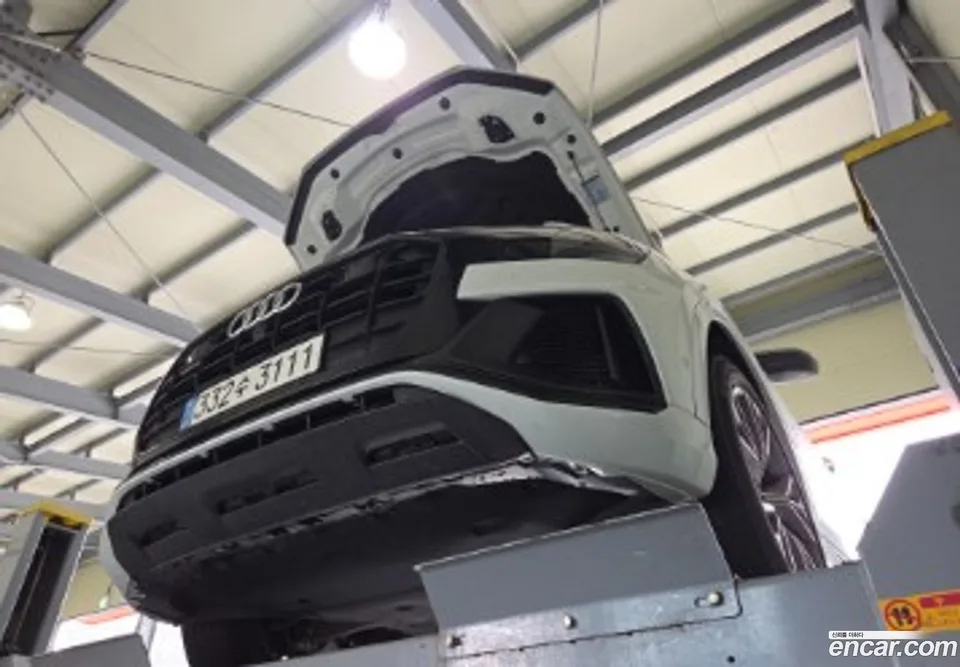 Audi Q8 (4M) 55 TFSI 2022 — photo 1, buy with delivery to Moscow