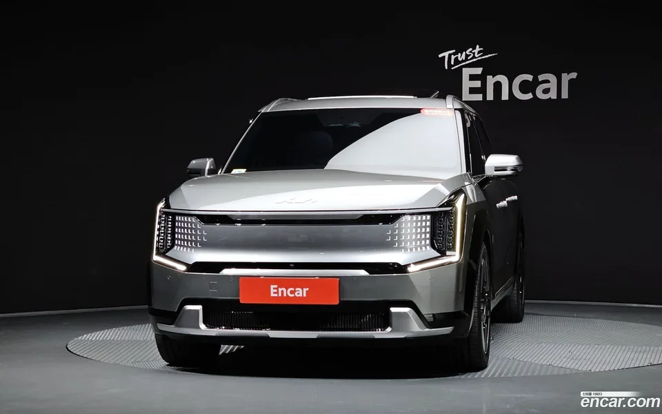 Kia EV9 4WD 2023 — thumbnail 3