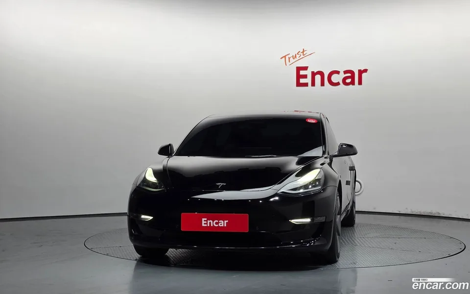 Tesla Model 3 AWD 2022 — thumbnail 3