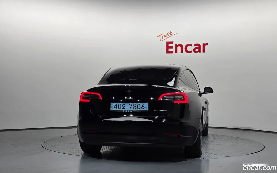 Tesla Model 3 AWD 2022 — thumbnail 4