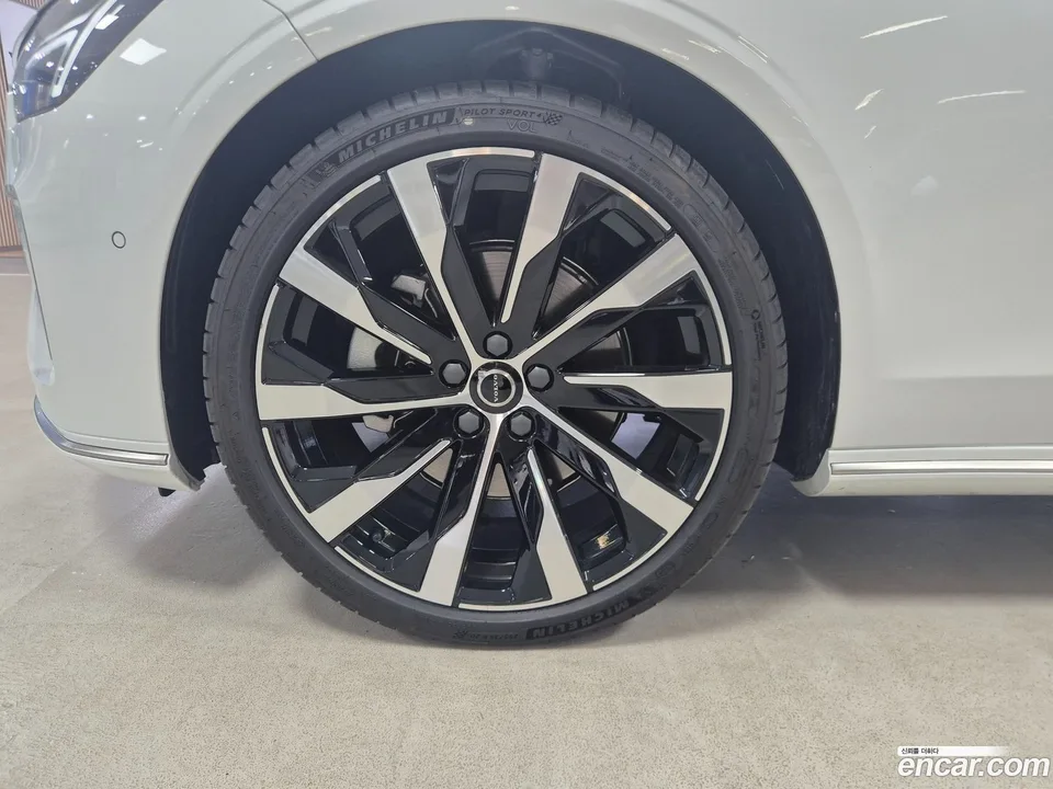 Volvo S90 B5 2026 — thumbnail 2