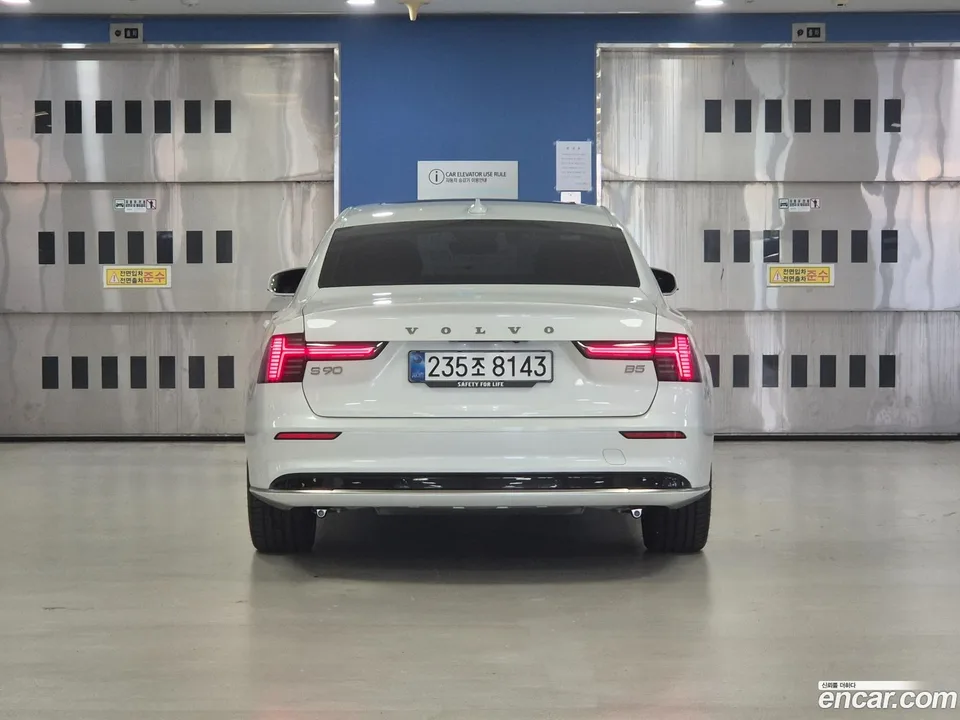Volvo S90 B5 2026 — thumbnail 4