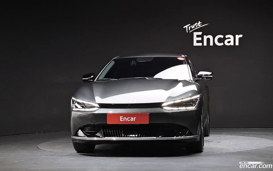 Kia EV6 2024 — thumbnail 3
