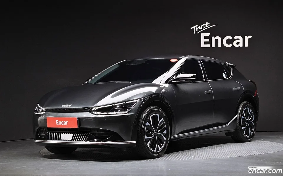 Kia EV6 2024 — photo 1, buy with delivery to Moscow