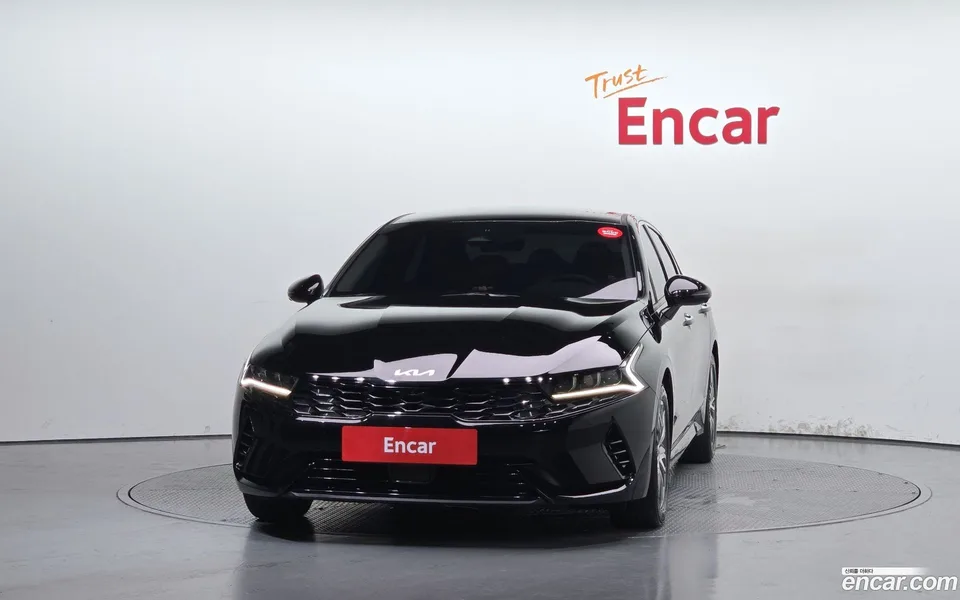 Kia K5 Hybrid 2023 — thumbnail 3
