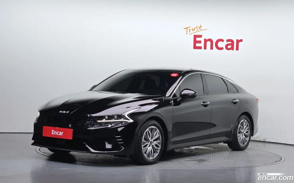 Kia K5 Hybrid 2023 — photo 1, buy with delivery to Moscow