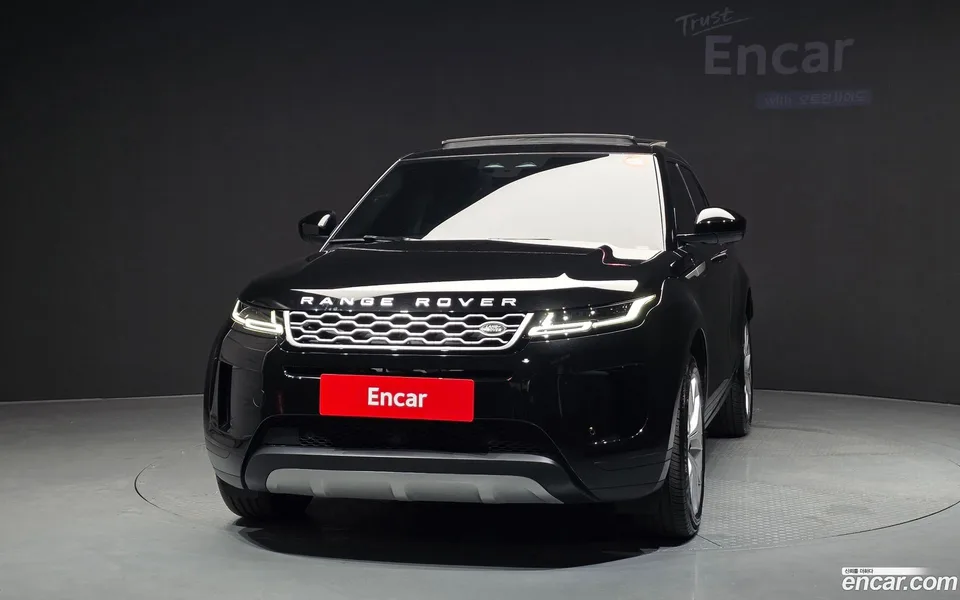 Land Rover Range Rover Evoque P250 SE 2022 — thumbnail 3