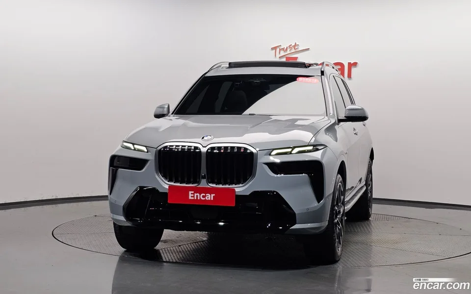 BMW X7 xDrive 40i M 6 2024 — thumbnail 3