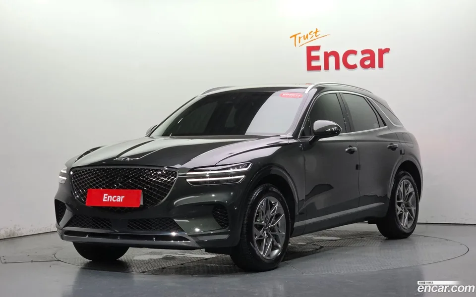 Genesis GV70 2.5T AWD 2023 — photo 1, buy with delivery to Moscow
