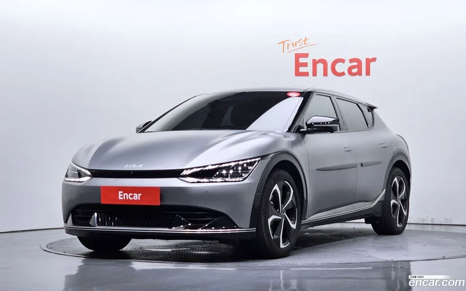 Kia EV6 2022 — photo 1, buy with delivery to Moscow
