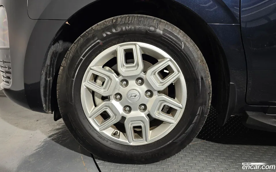 Hyundai Staria 11 2022 — thumbnail 2