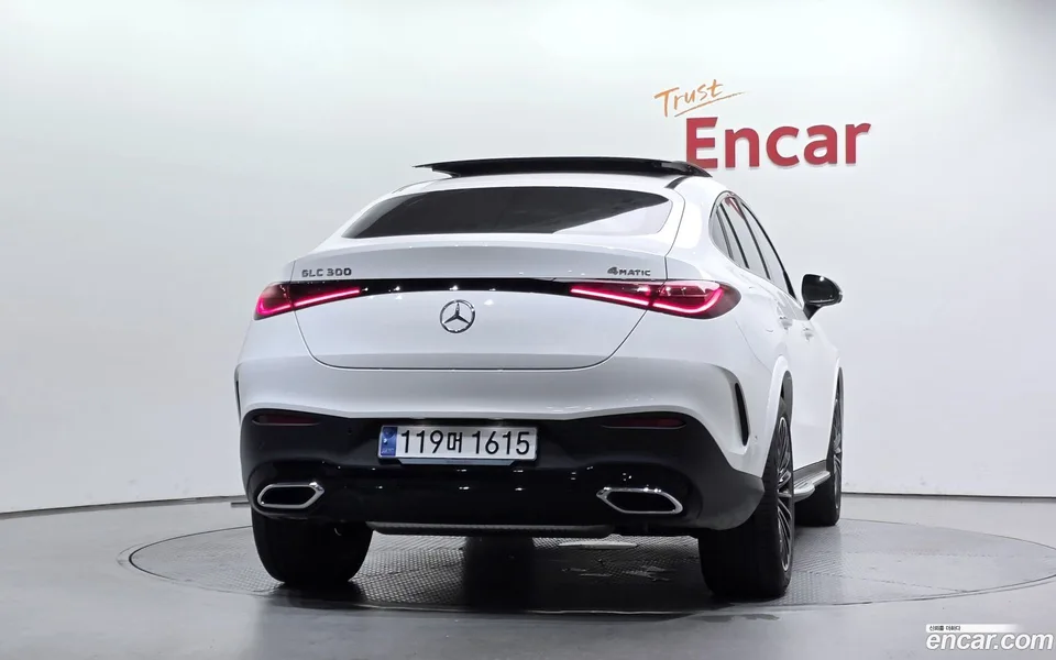 Mercedes-Benz GLC-Class GLC300 4MATIC 2024 — thumbnail 4